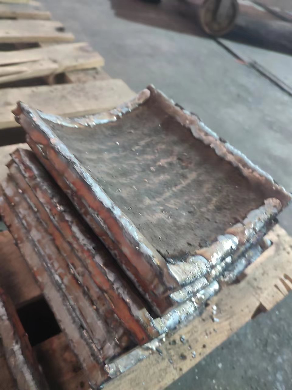 江苏耐磨板压弧折弯打孔