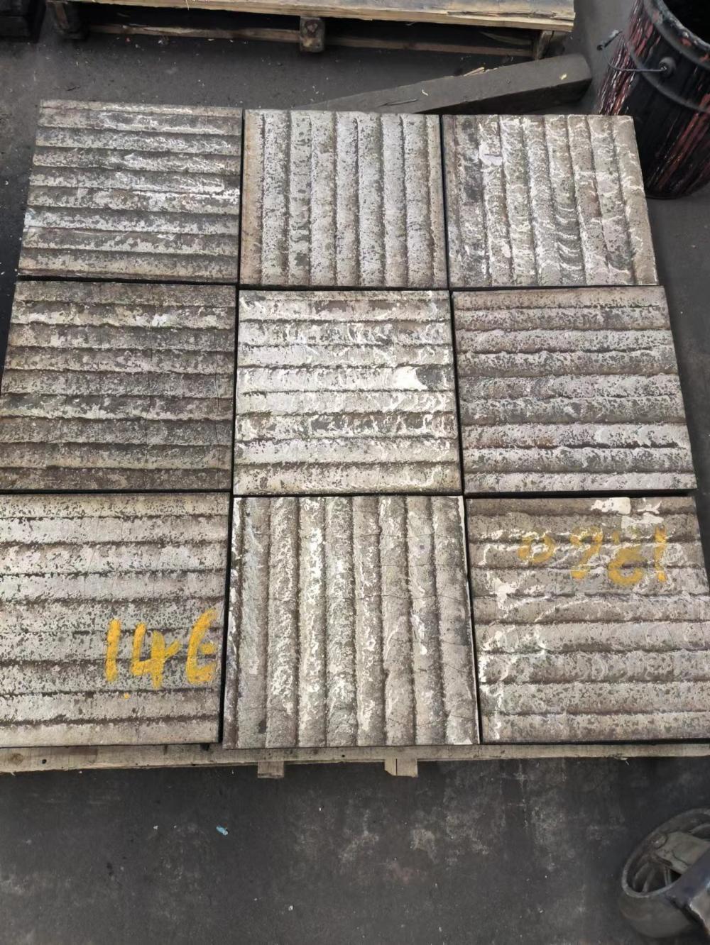 江苏堆焊耐磨板，高铬合金耐磨板，碳化铬耐磨板6+4